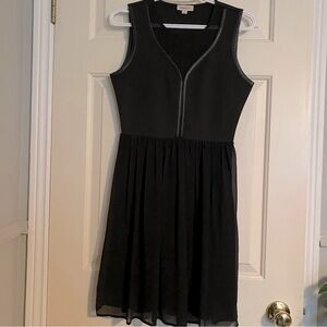 Sleeveless black scuba dress with mesh, Smart Set, size XS, like new, LBD